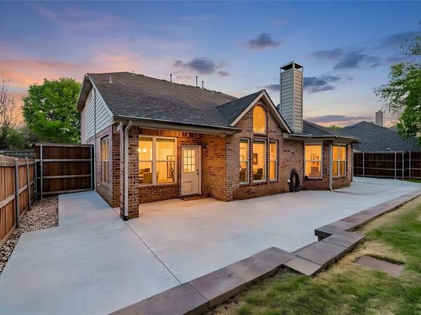 3905 Park Wood Dr Drive, Corinth, TX 76208