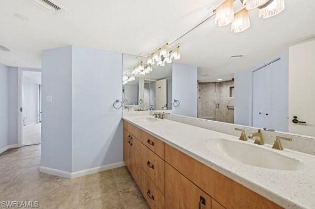 4751 Gulf Shore Blvd N, Unit 1601, Naples, FL 34103 Photo