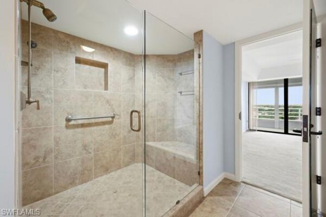 4751 Gulf Shore Blvd N, Unit 1601, Naples, FL 34103 Photo