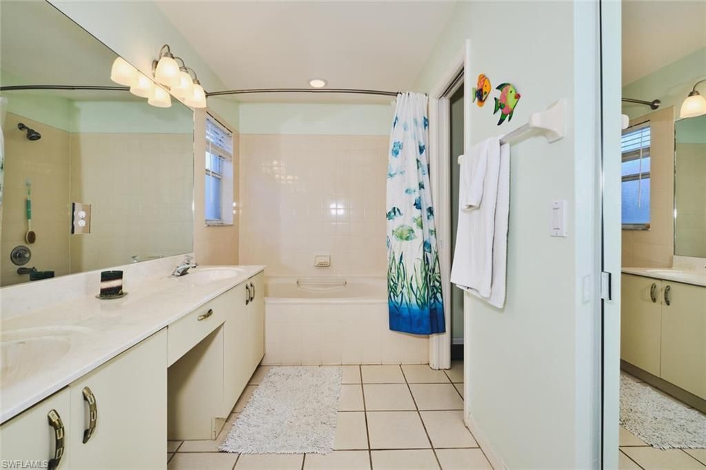 15124 Palm Isle Dr, Fort Myers, FL 33919 Photo