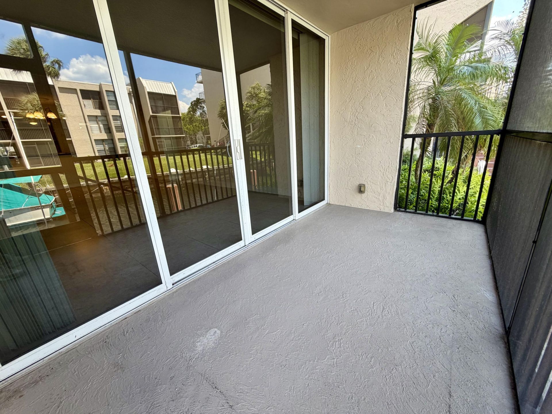 6 Royal Palm Way, Unit 102, Boca Raton, FL 33432 Photo
