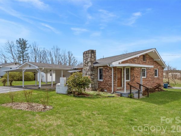 429 Jack Street , Hendersonville, NC 28792