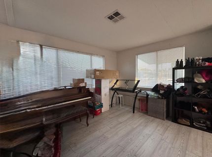 10035 Mills Station Rd #161, Sacramento, CA 95827 Photo