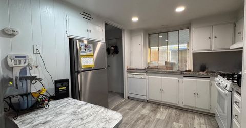 10035 Mills Station Rd #161, Sacramento, CA 95827 Photo