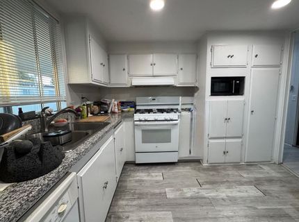 10035 Mills Station Rd #161, Sacramento, CA 95827 Photo