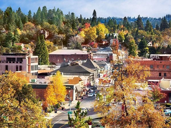 910 Reservoir St, Placerville, CA 95667