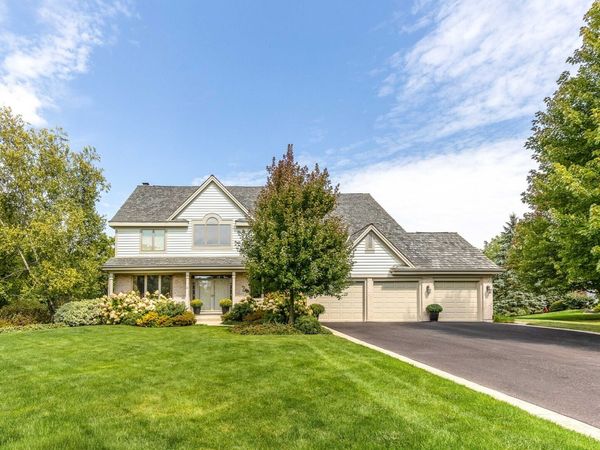 31470 N Reigate Lane , Libertyville, IL 60048
