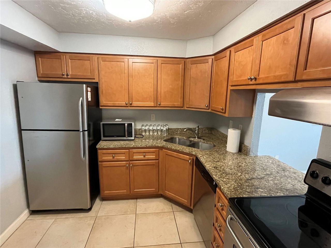 2650 Coconut Bay Ln Lane , Unit 518 (1i), Sarasota, FL 34237 Photo