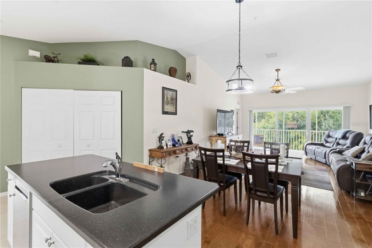 7532 Marsh Orchid Circle , Unit 201, Bradenton, FL 34203 Photo