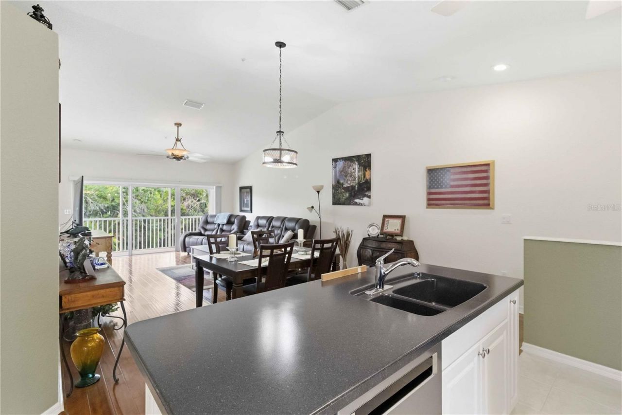 7532 Marsh Orchid Circle , Unit 201, Bradenton, FL 34203 Photo