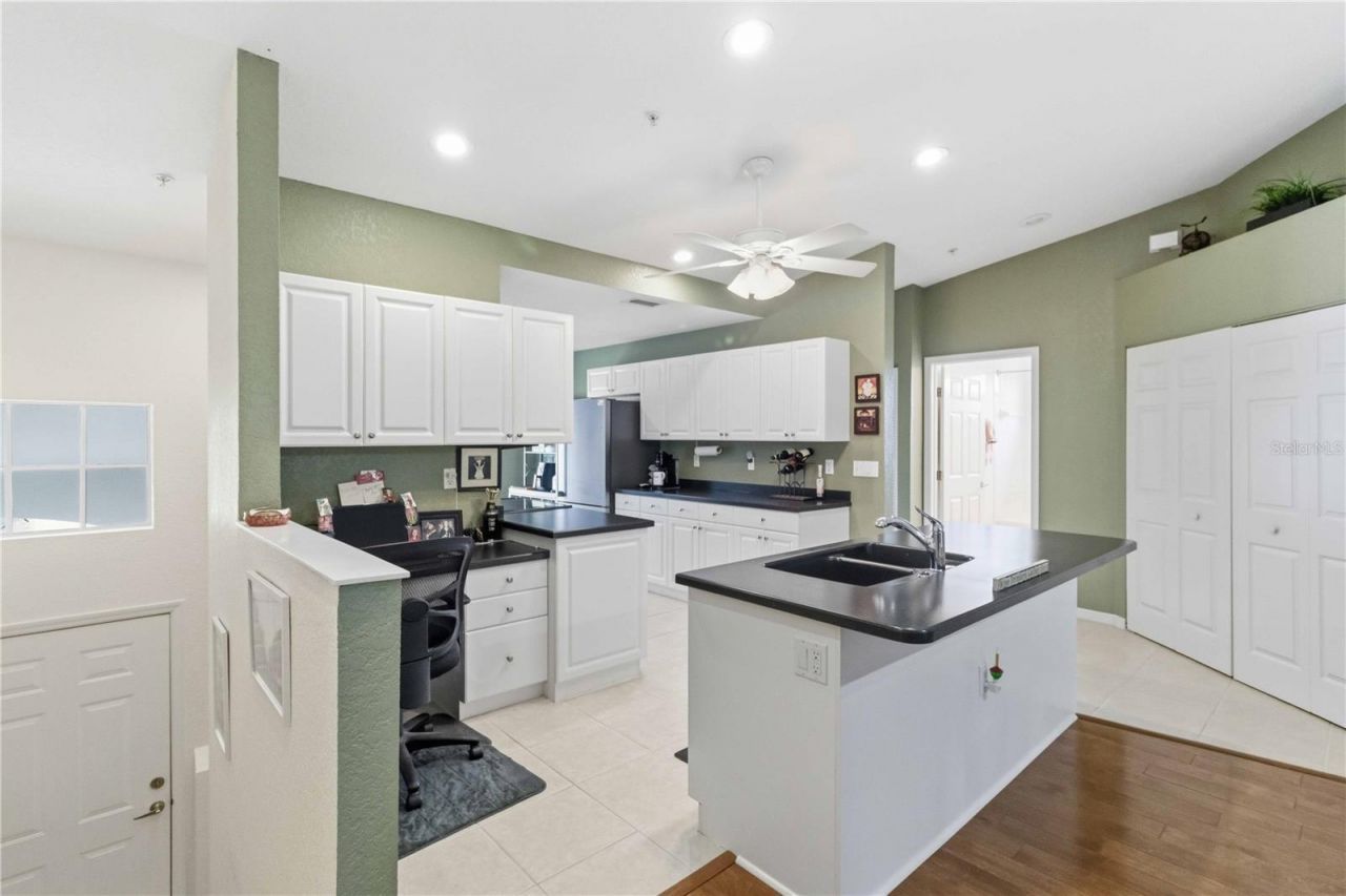 7532 Marsh Orchid Circle , Unit 201, Bradenton, FL 34203 Photo
