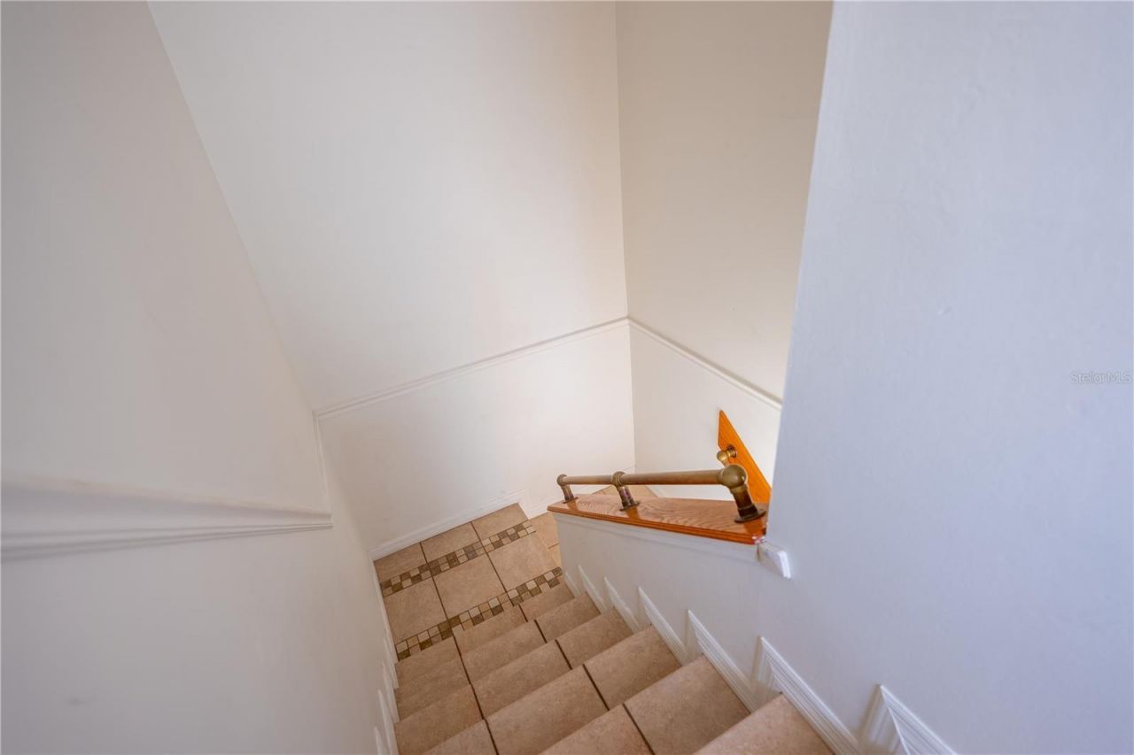 6860 Whitman Court, Unit 32B, Sarasota, FL 34243 Photo