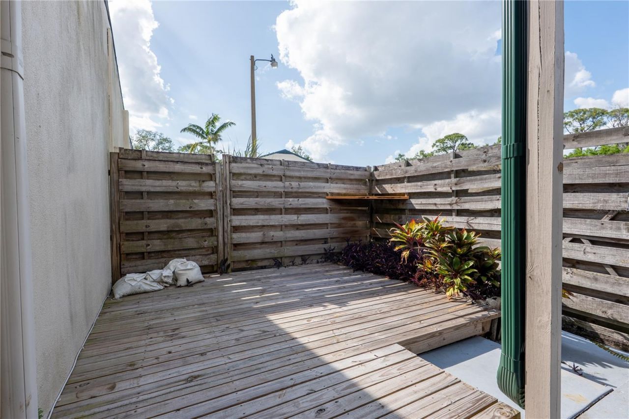 6860 Whitman Court, Unit 32B, Sarasota, FL 34243 Photo