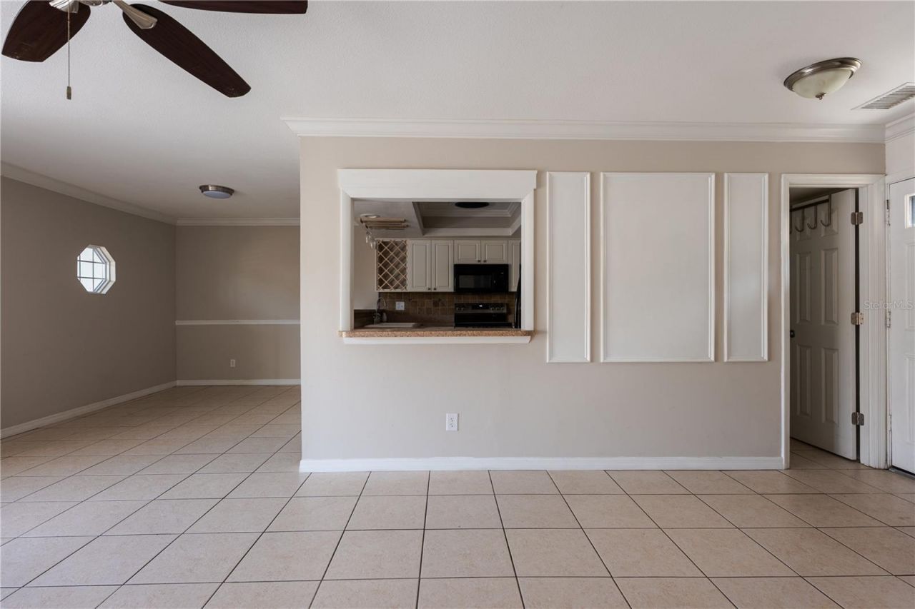 6860 Whitman Court, Unit 32B, Sarasota, FL 34243 Photo