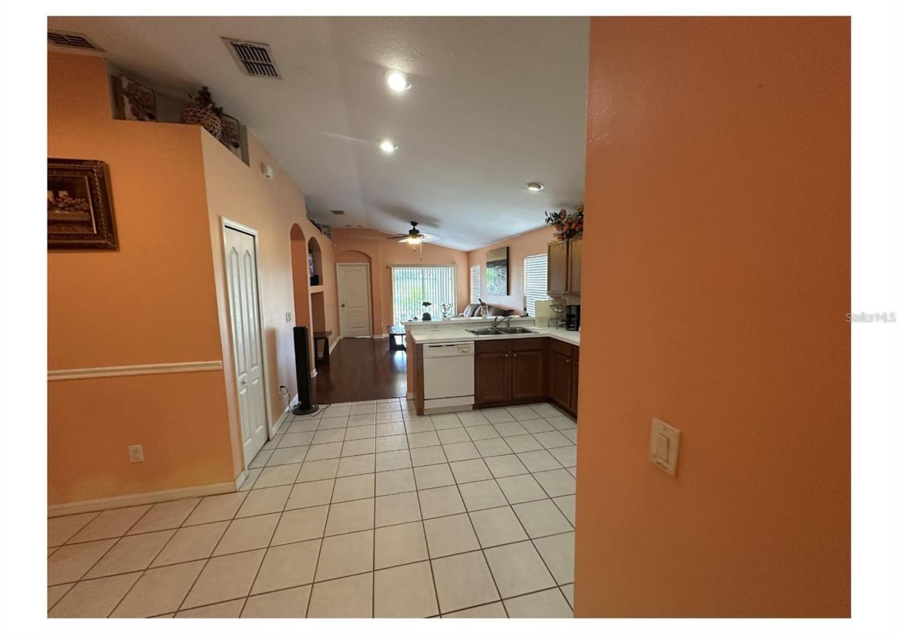 6812 Aramon Court, Wesley Chapel, FL 33545 Photo