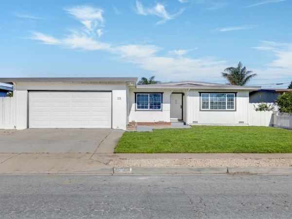 318 Navajo Drive, Salinas, CA 93906