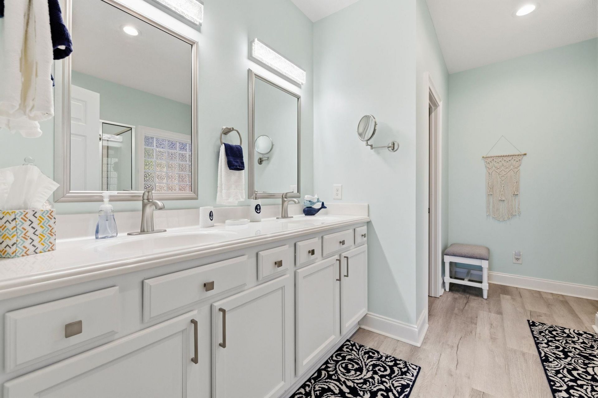 146 Harbor Lights Dr.  Photo 32