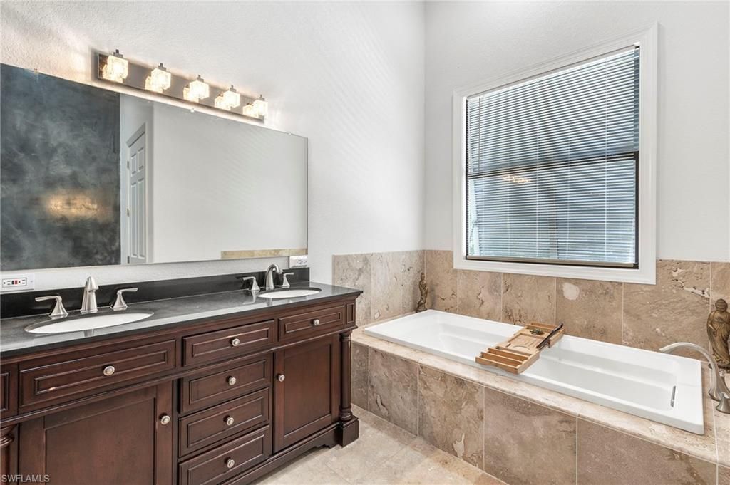 1561 Lynwood Ave, Fort Myers, FL 33901 Photo