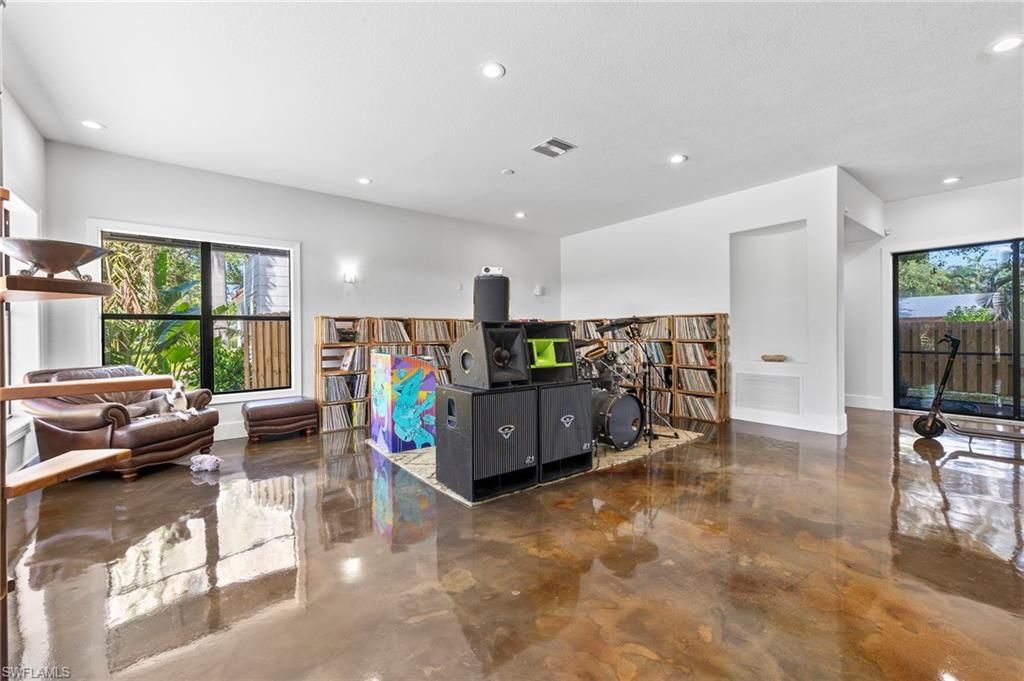 1561 Lynwood Ave, Fort Myers, FL 33901 Photo