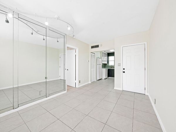 2238 Monroe Street, Unit 306, Hollywood, FL 33020