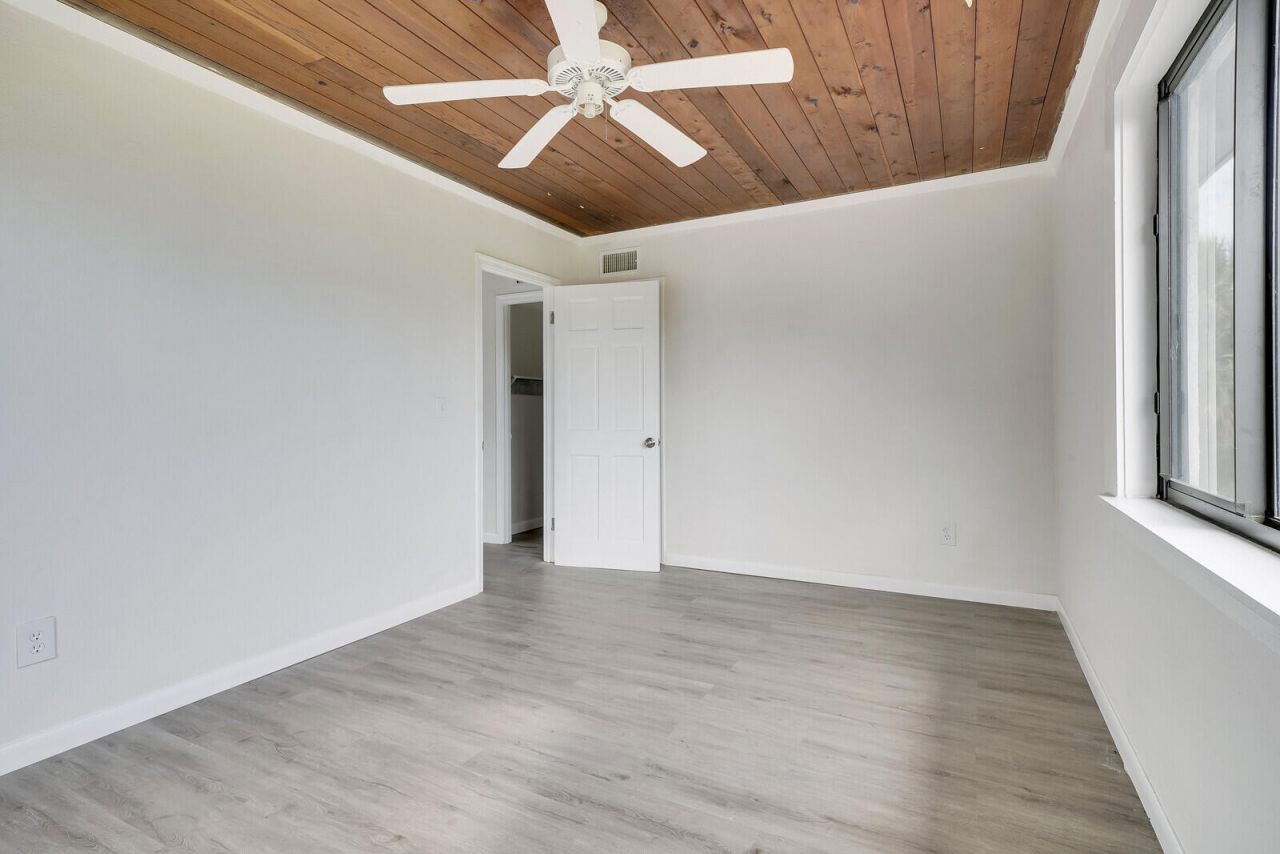 652 Hernando Street, Unit E, Fort Pierce, FL 34949 Photo