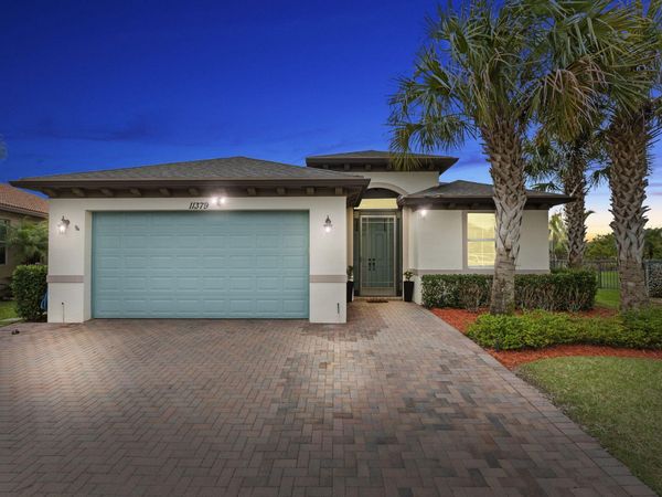11379 SW Reston Court, Port St. Lucie, FL 34987