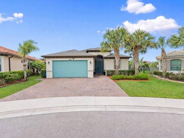 11379 SW Reston Court, Port St. Lucie, FL 34987