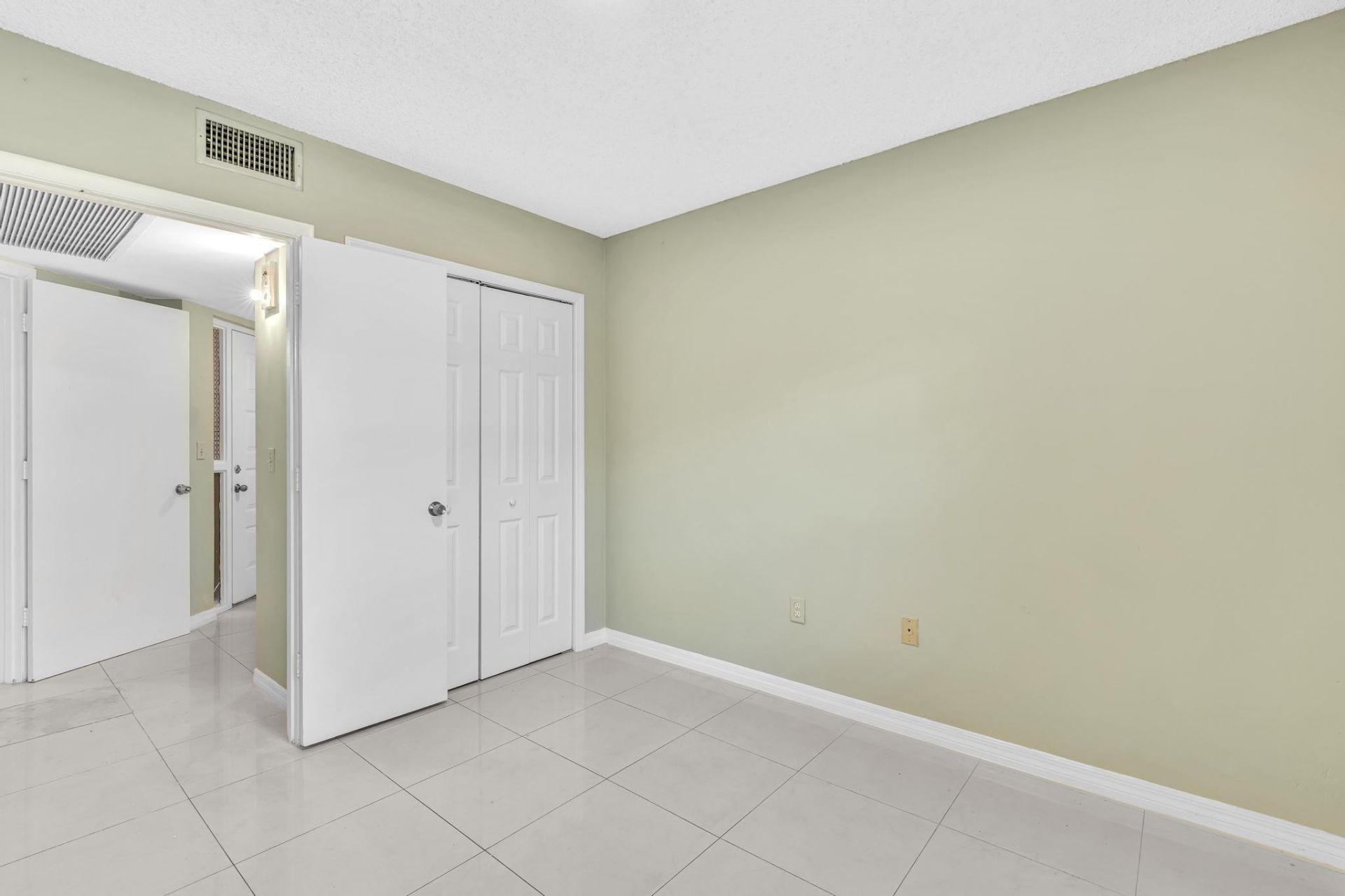 10790 NW 14th Street, Unit 192, Plantation, FL 33322 Photo