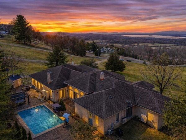 11 Cedar Hill Drive, St. Albans Town, VT 05478