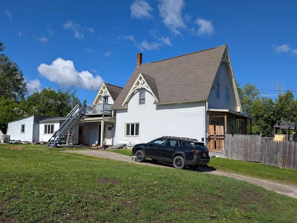 48 Grove Street, Littleton, NH 03561
