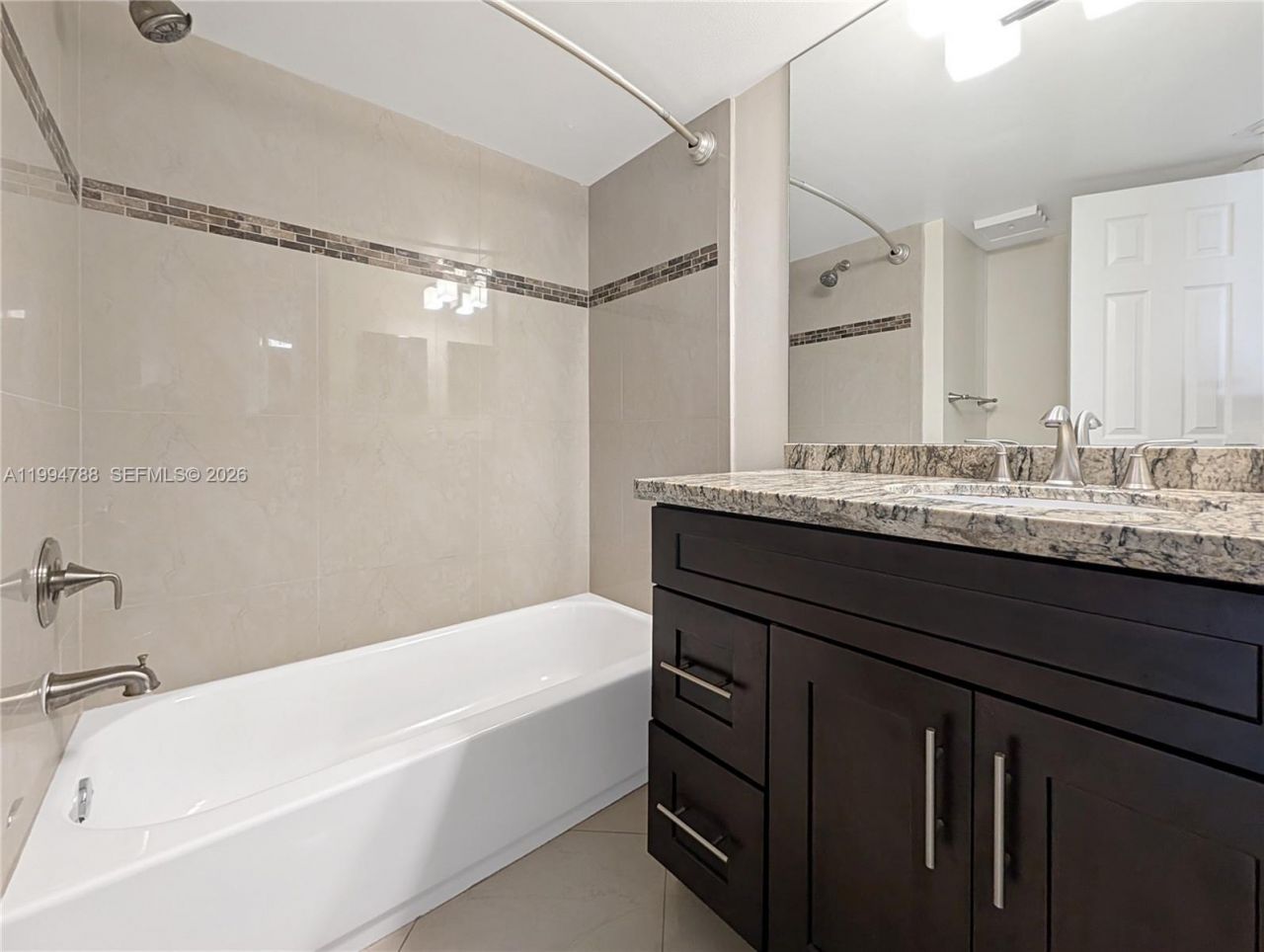 10501 W Broward Blvd , Unit 408, Plantation, FL 33324 Photo