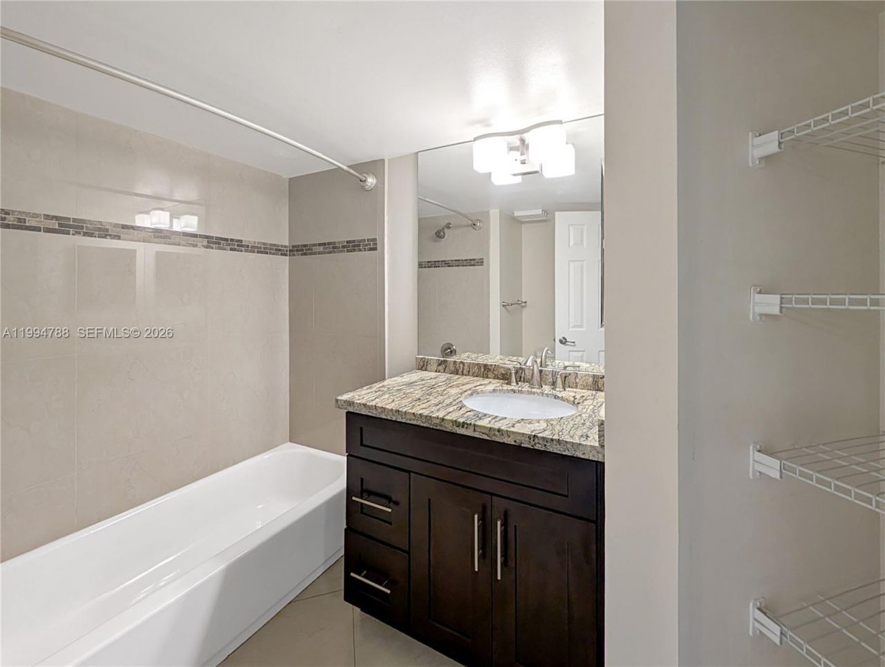 10501 W Broward Blvd , Unit 408, Plantation, FL 33324 Photo