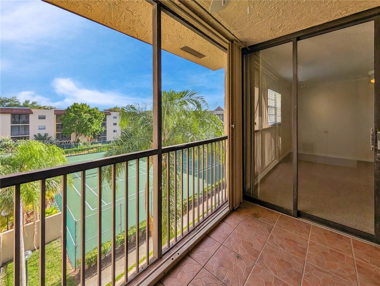 10501 W Broward Blvd , Unit 408, Plantation, FL 33324 Photo