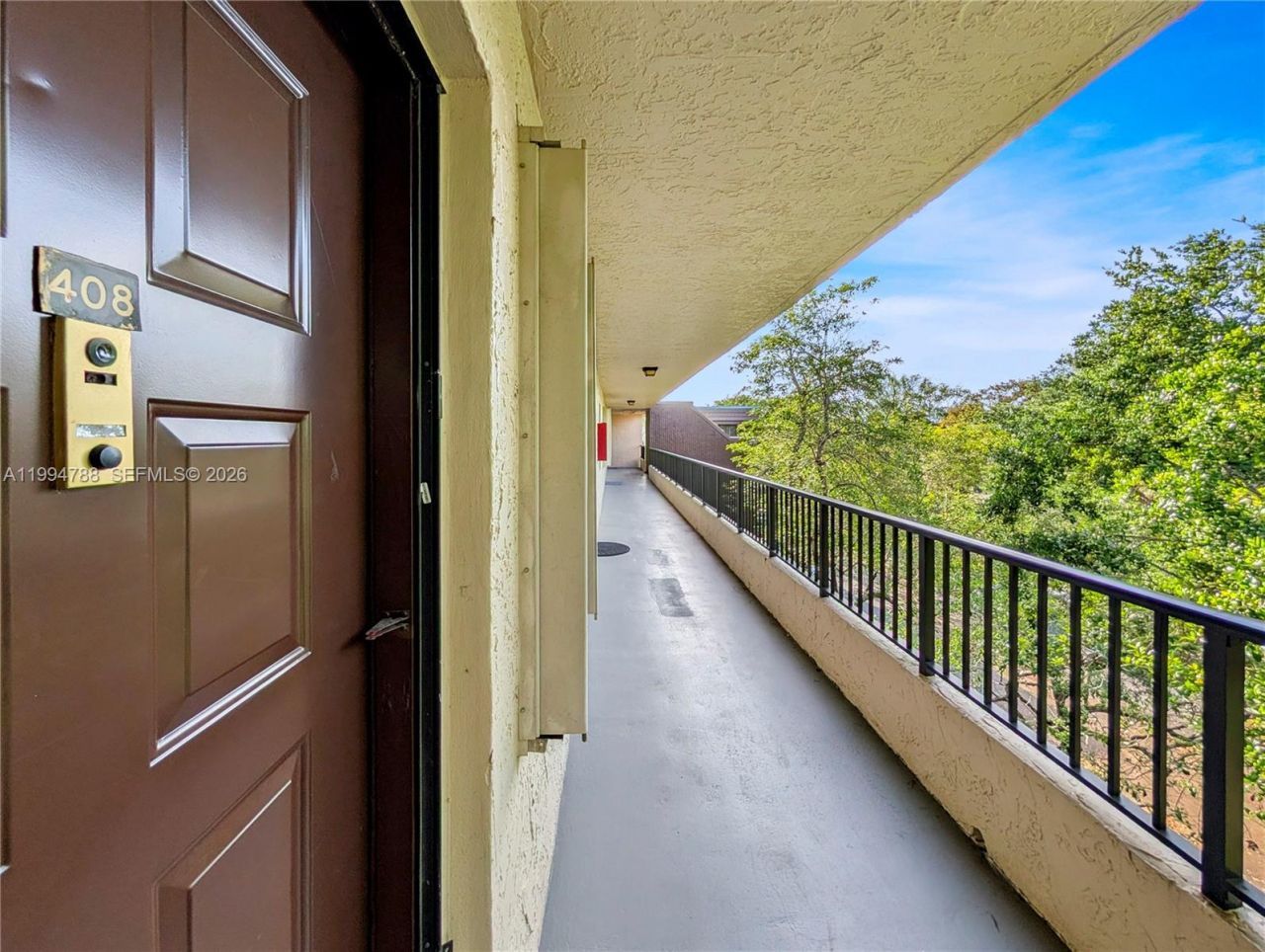 10501 W Broward Blvd , Unit 408, Plantation, FL 33324 Photo