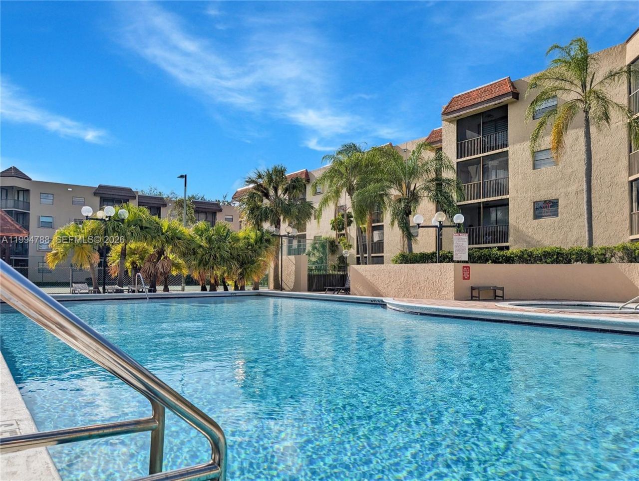 10501 W Broward Blvd , Unit 408, Plantation, FL 33324 Photo