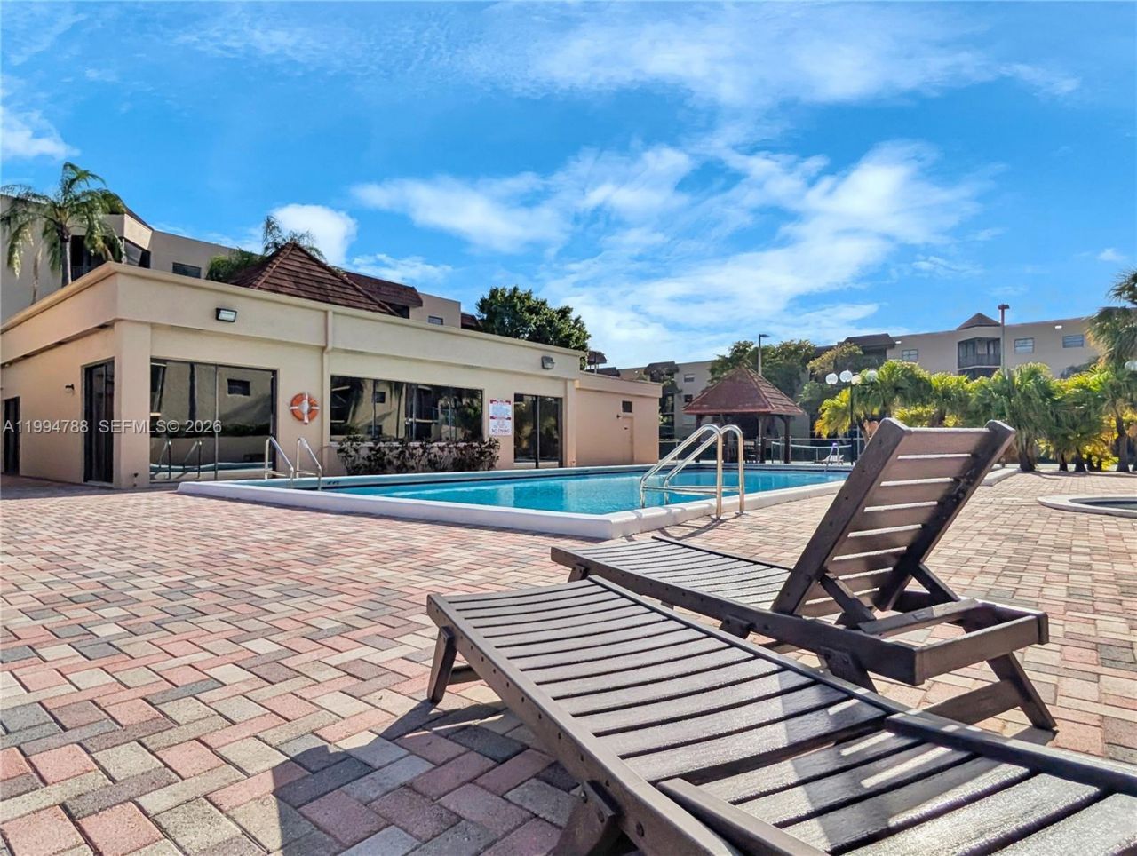 10501 W Broward Blvd , Unit 408, Plantation, FL 33324 Photo