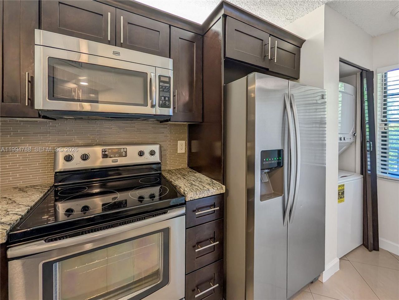 10501 W Broward Blvd , Unit 408, Plantation, FL 33324 Photo