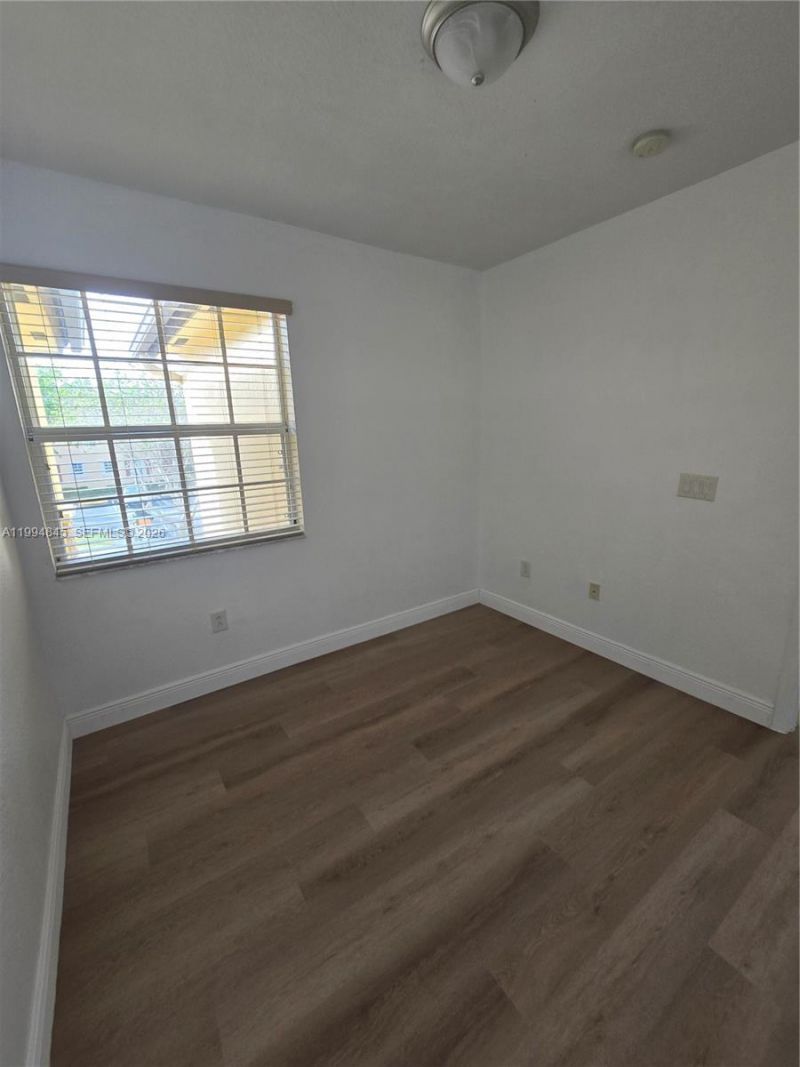 1575 NE 33rd Ave , Unit 104-9, Homestead, FL 33033 Photo