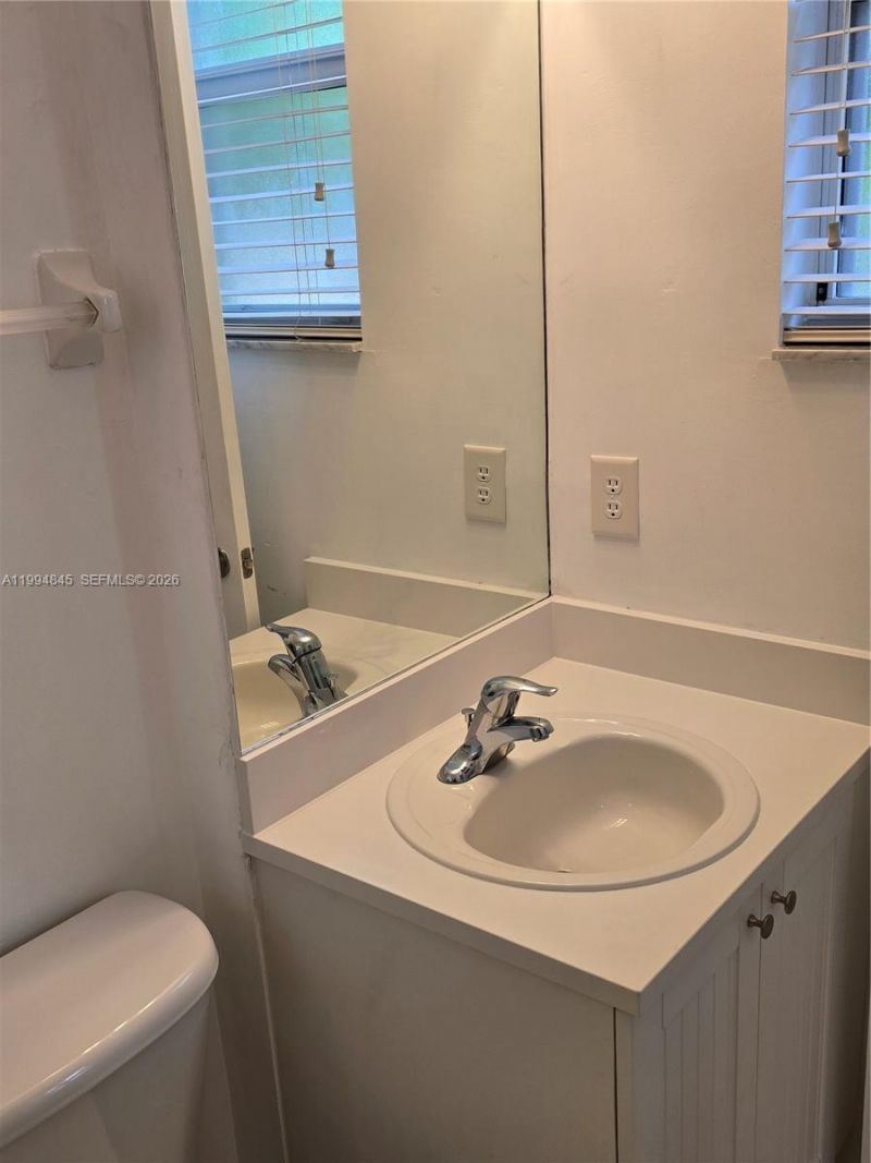 1575 NE 33rd Ave , Unit 104-9, Homestead, FL 33033 Photo