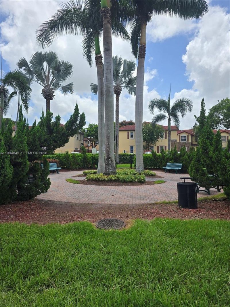 1575 NE 33rd Ave, Unit 104-9, Homestead, FL 33033 Photo