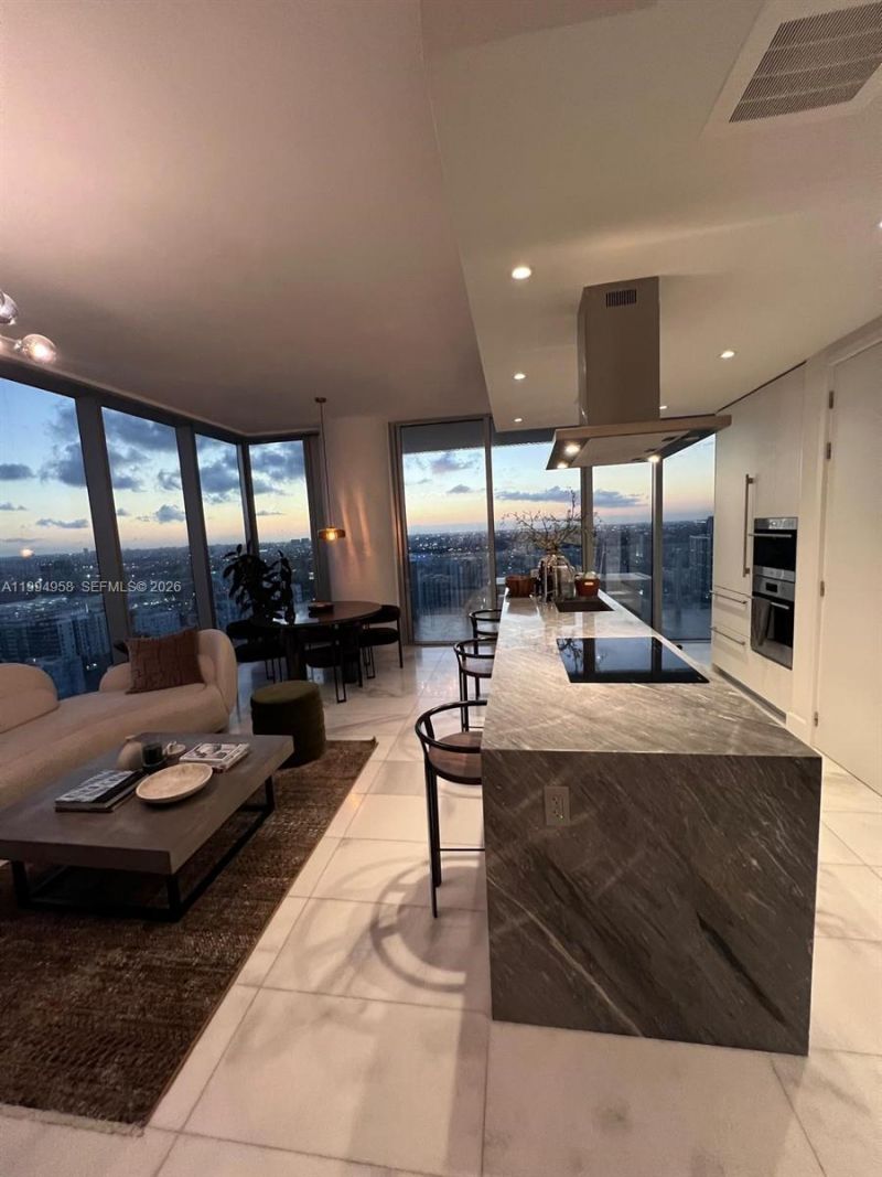 700 NE 26th Ter , Unit 2805, Miami, FL 33137 Photo