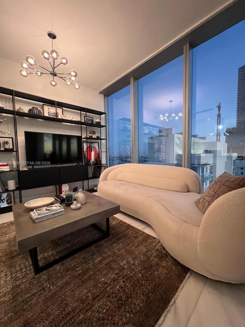 700 NE 26th Ter , Unit 2805, Miami, FL 33137 Photo