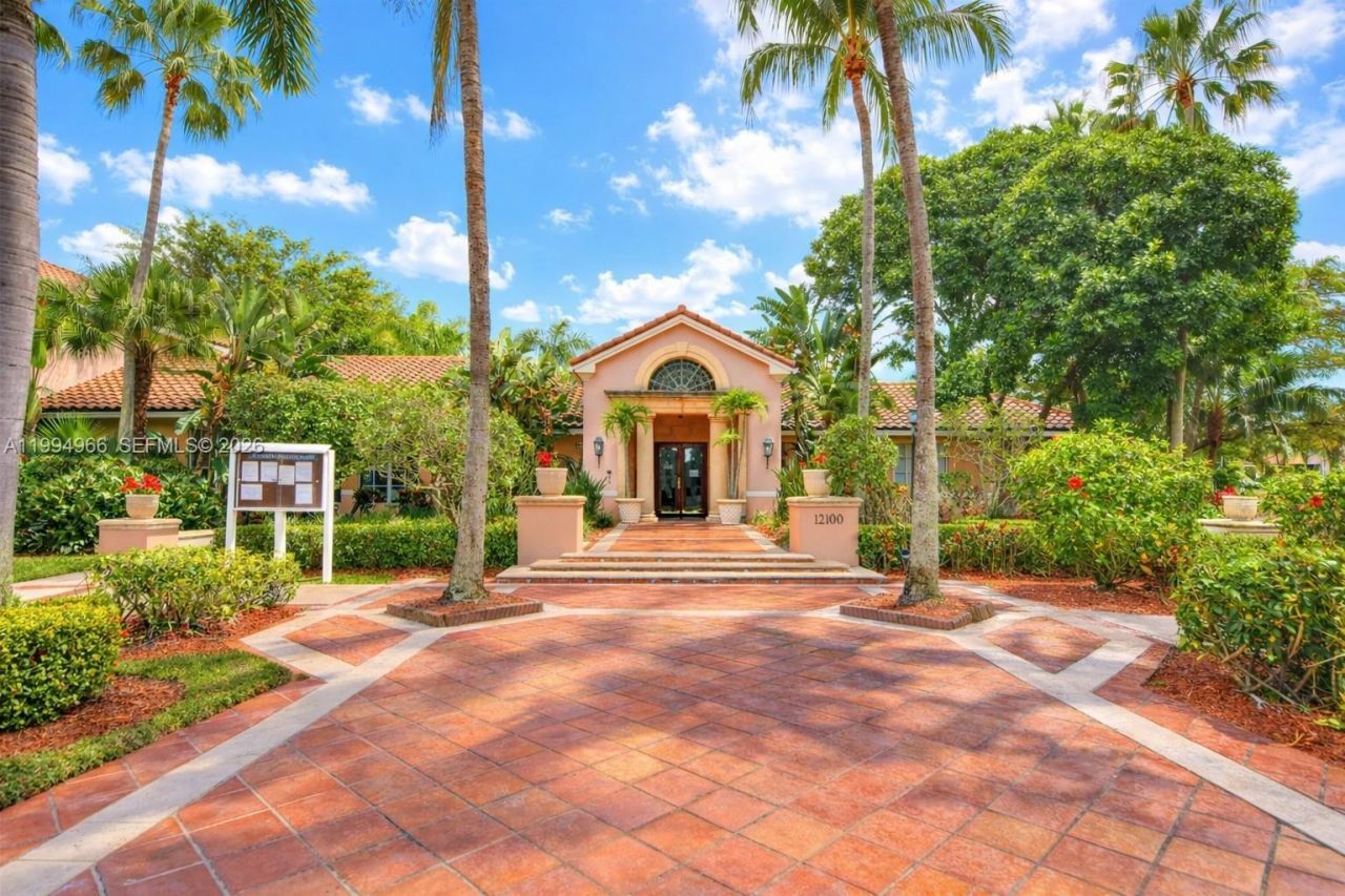 12166 Saint Andrews Pl , Unit 108, Miramar, FL 33025 Photo