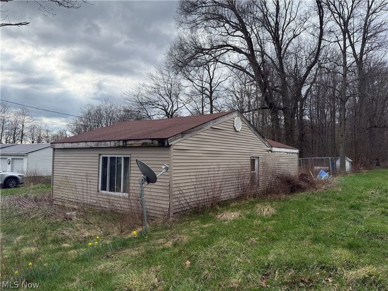 49011 Brushville Road, East Palestine, OH 44413 Photo 3