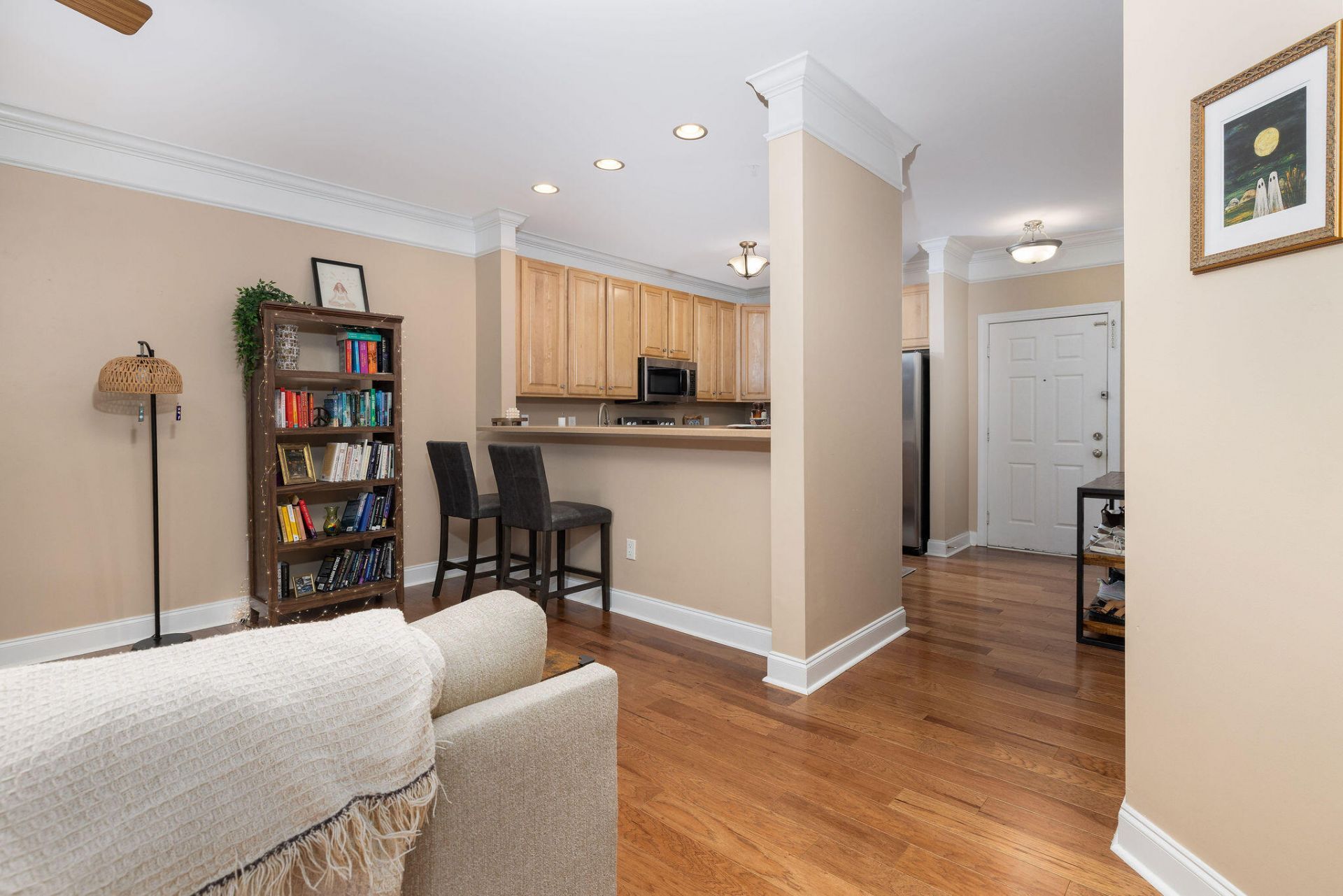 1025 Riverland Woods Place Photo 6