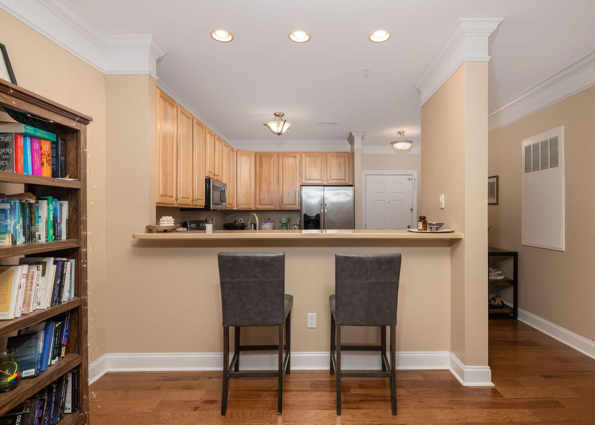 1025 Riverland Woods Place Photo 7