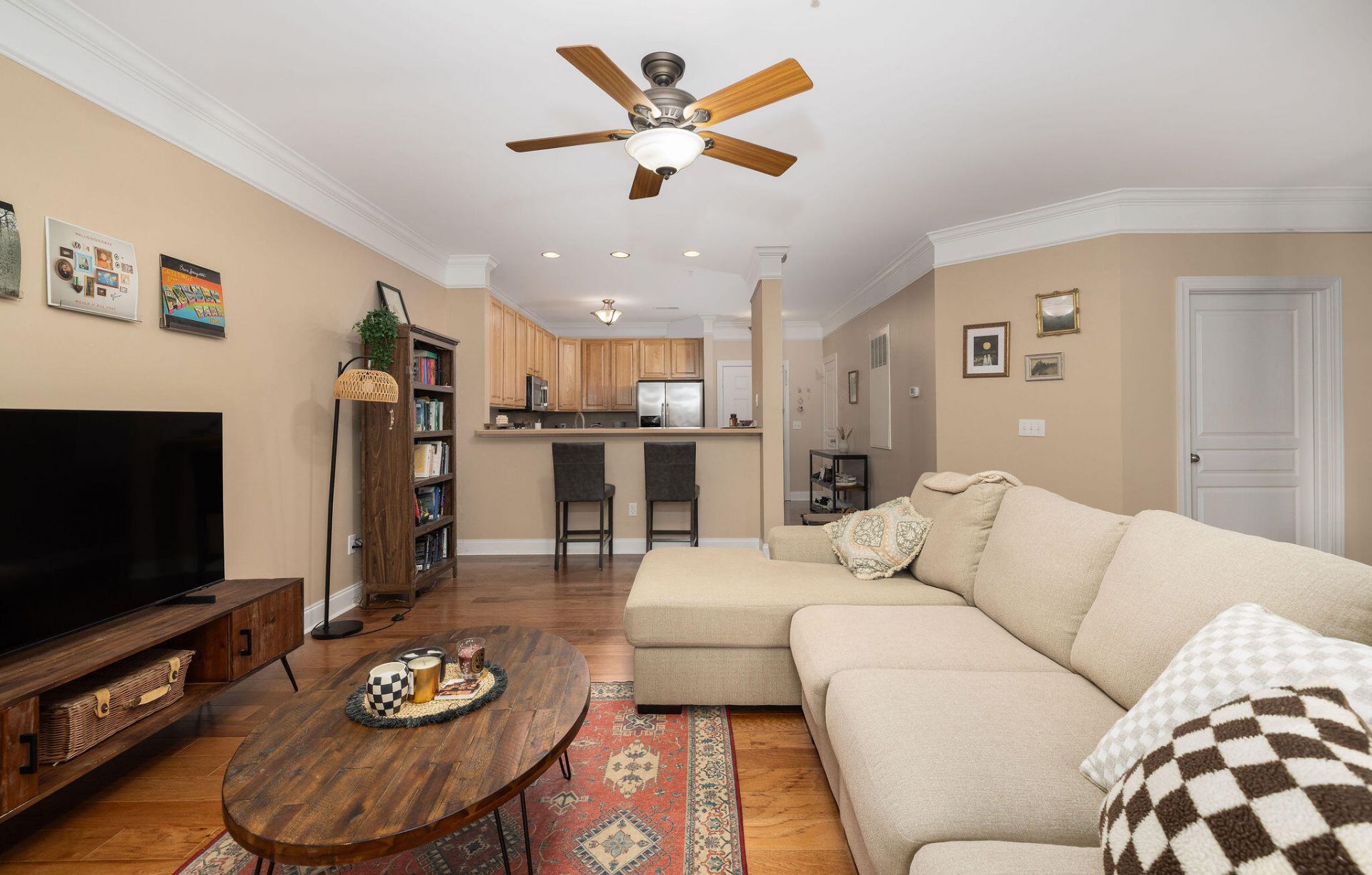 1025 Riverland Woods Place Photo 8