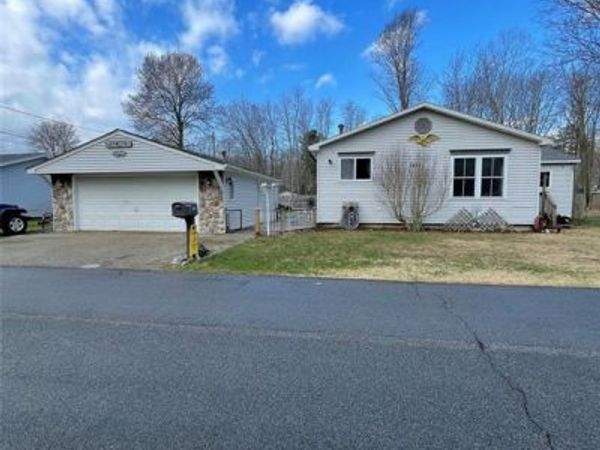 3835 Maple Road , Burtchville Twp, MI 48059