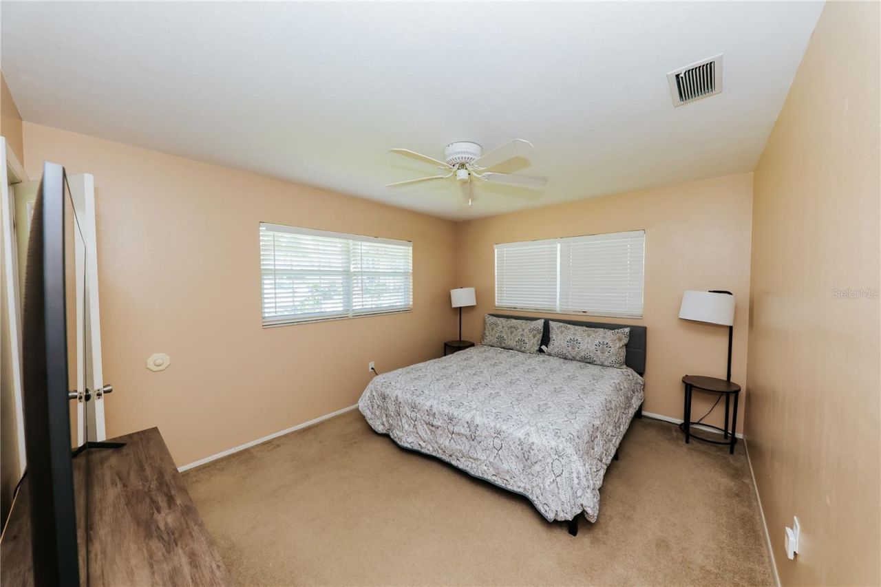 5211 24th Avenue Drive W, Bradenton, FL 34209 Photo