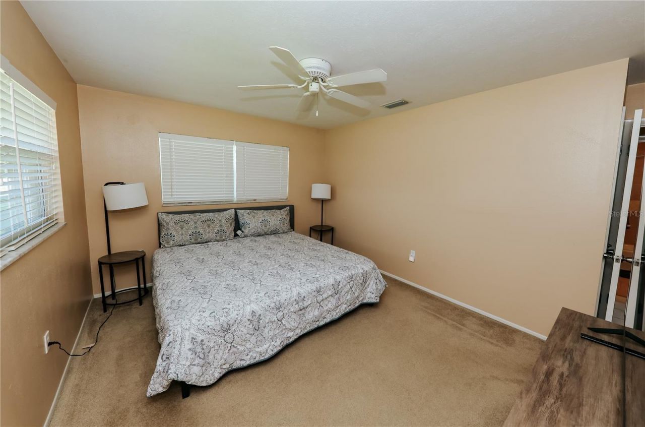 5211 24th Avenue Drive W, Bradenton, FL 34209 Photo